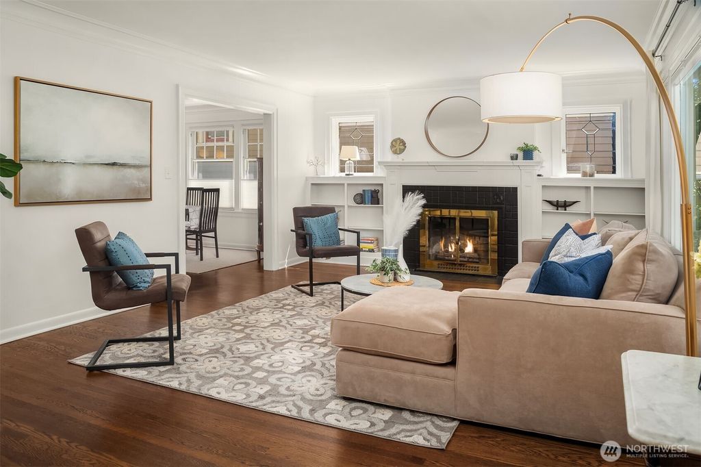 Photo of 6518 18th Avenue NE, Seattle, WA 98115 (MLS # 2443375)