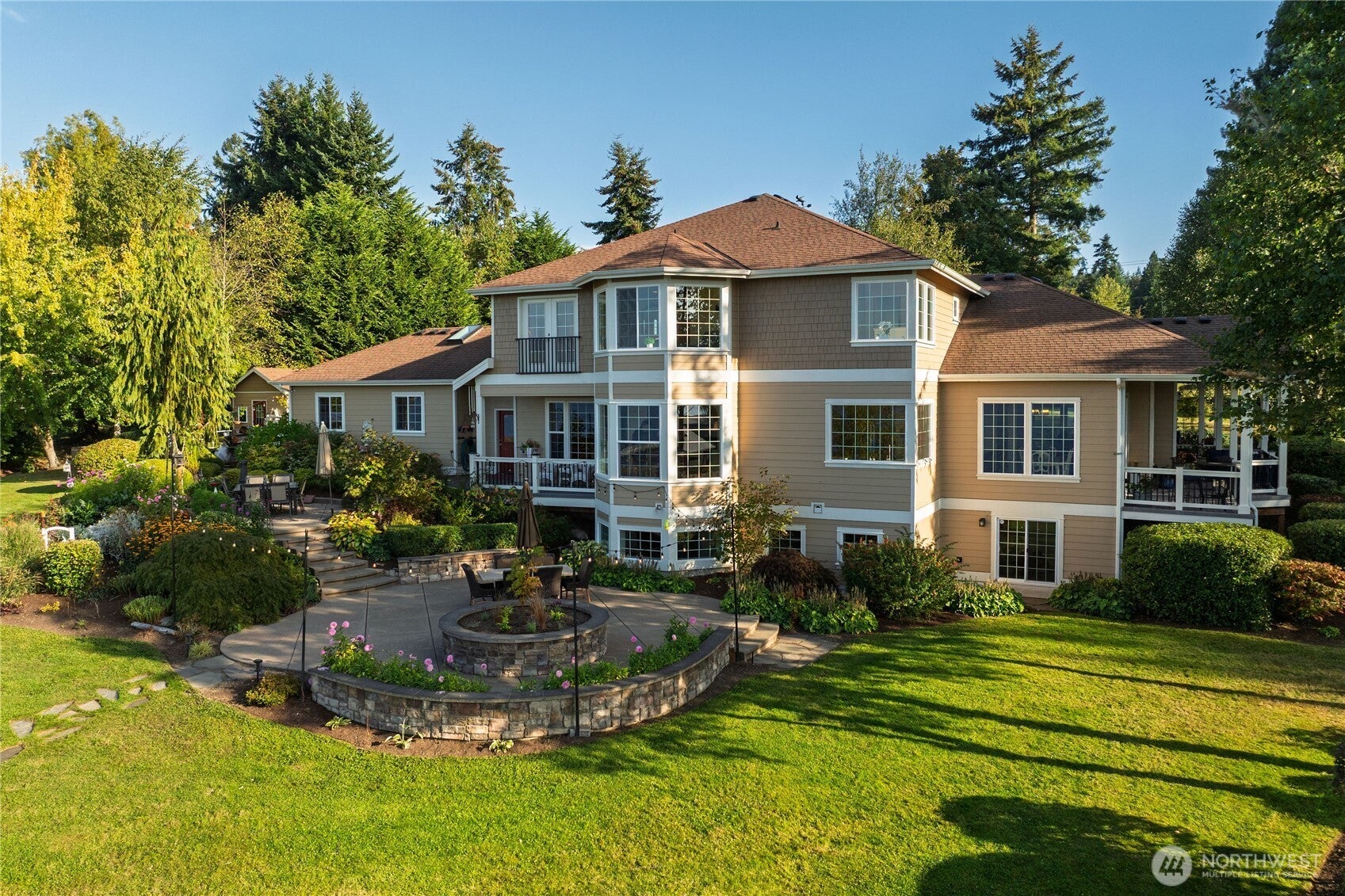 580 NW Lofall Road