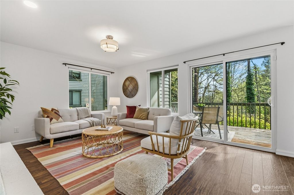 Photo of 12711 NE 129th Court #G101, Kirkland, WA 98034 (MLS # 2509711)