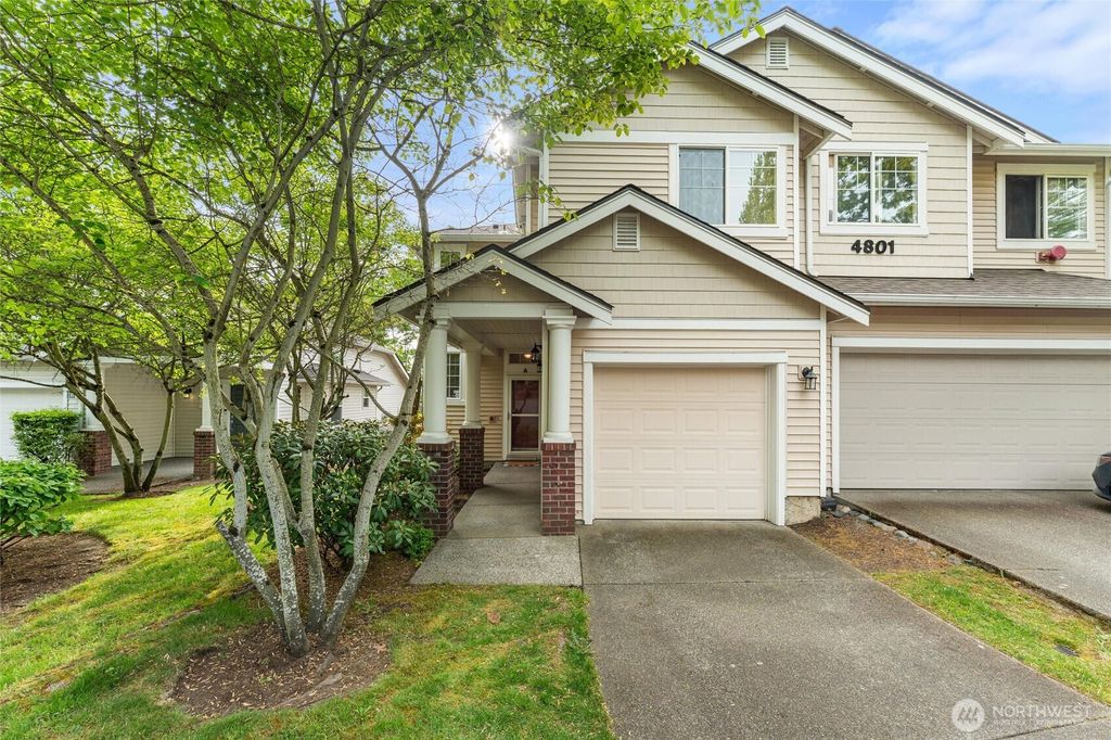 Photo of 4801 Lake Place #A, Renton, WA 98055 (MLS # 2372833)