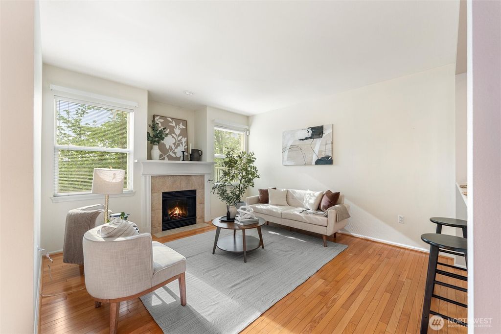 Photo of 4801 Lake Place #A, Renton, WA 98055 (MLS # 2372833)