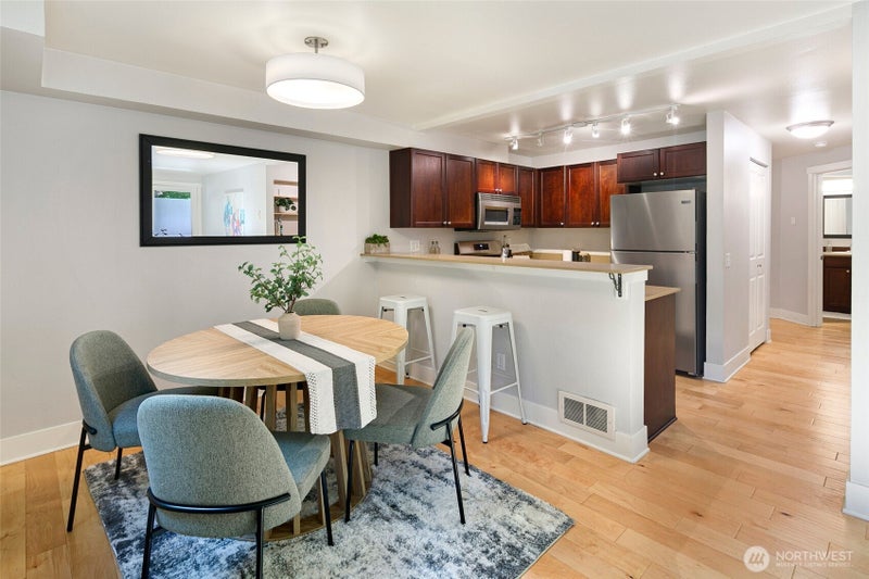 566 Prospect Street 103