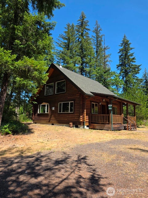 Photo of 181 Lodgepole Lane, Cougar, WA 98616 (MLS # 2549264)