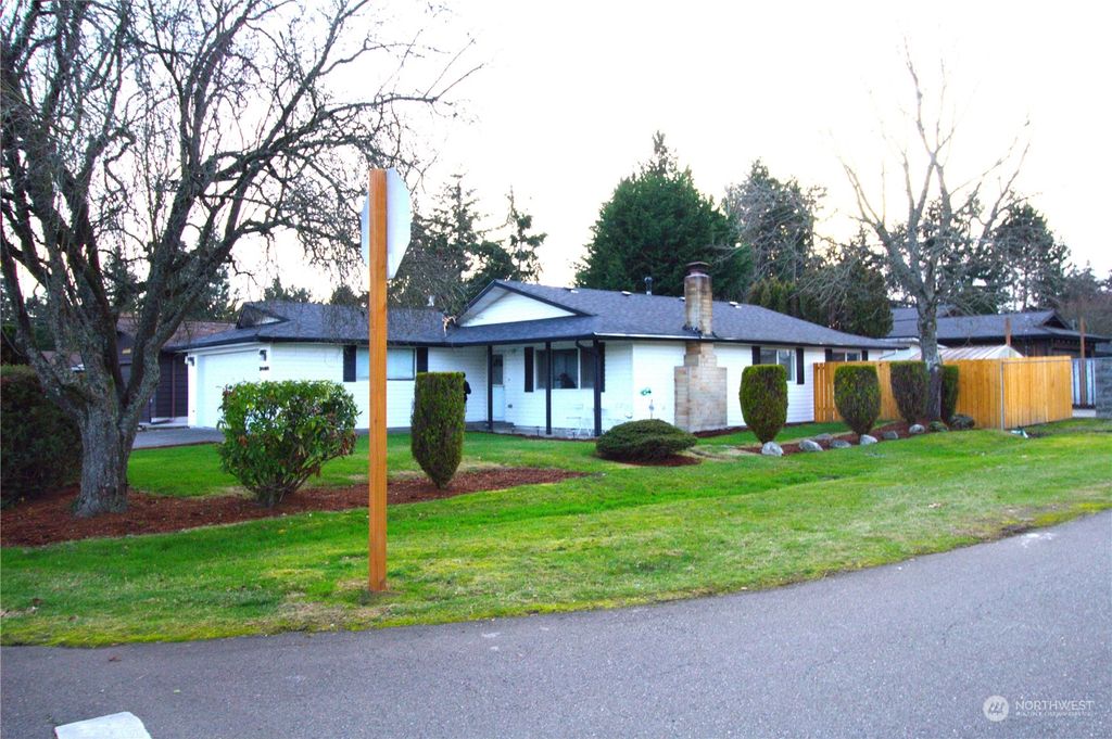 Photo of 24403 13th Place S, Des Moines, WA 98198 (MLS # 2018197)