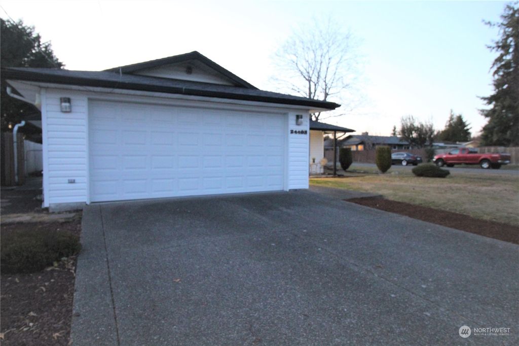 Photo of 24403 13th Place S, Des Moines, WA 98198 (MLS # 2018197)