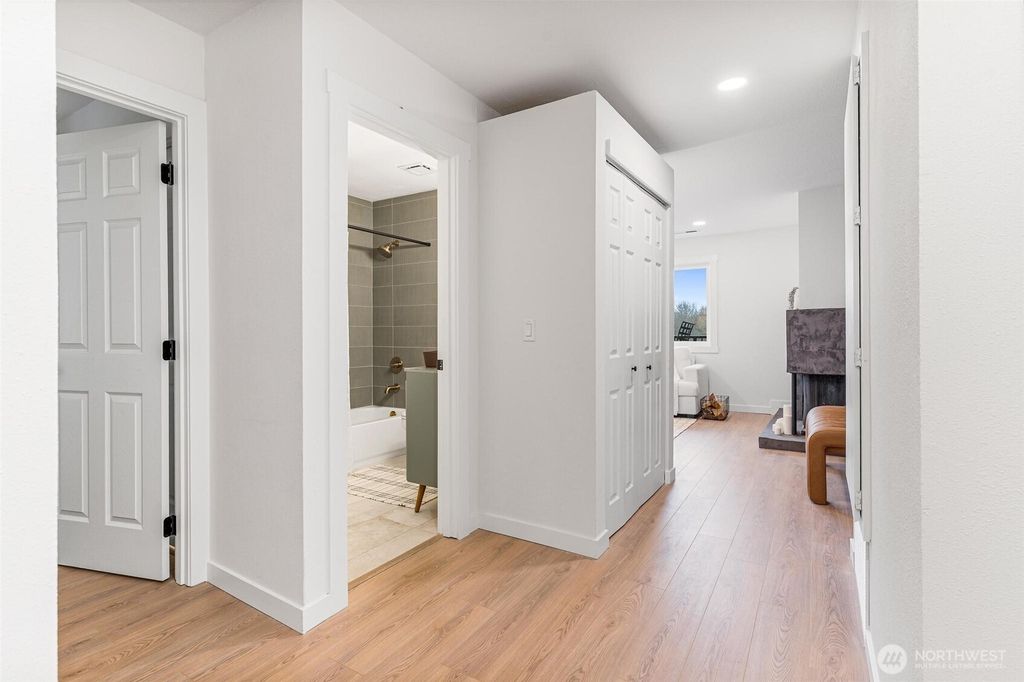 Photo of 9515 NE 180th Street #C304, Bothell, WA 98011 (MLS # 2345886)