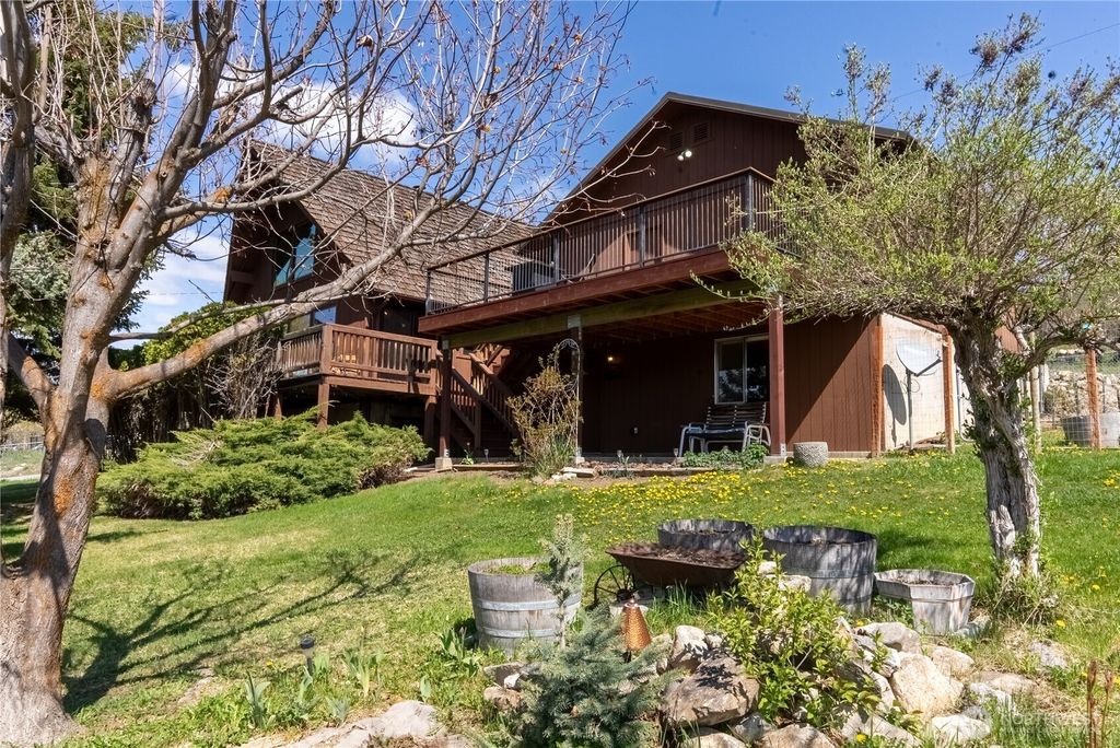 Photo of 417 Perry Street, Winthrop, WA 98862 (MLS # 2511004)