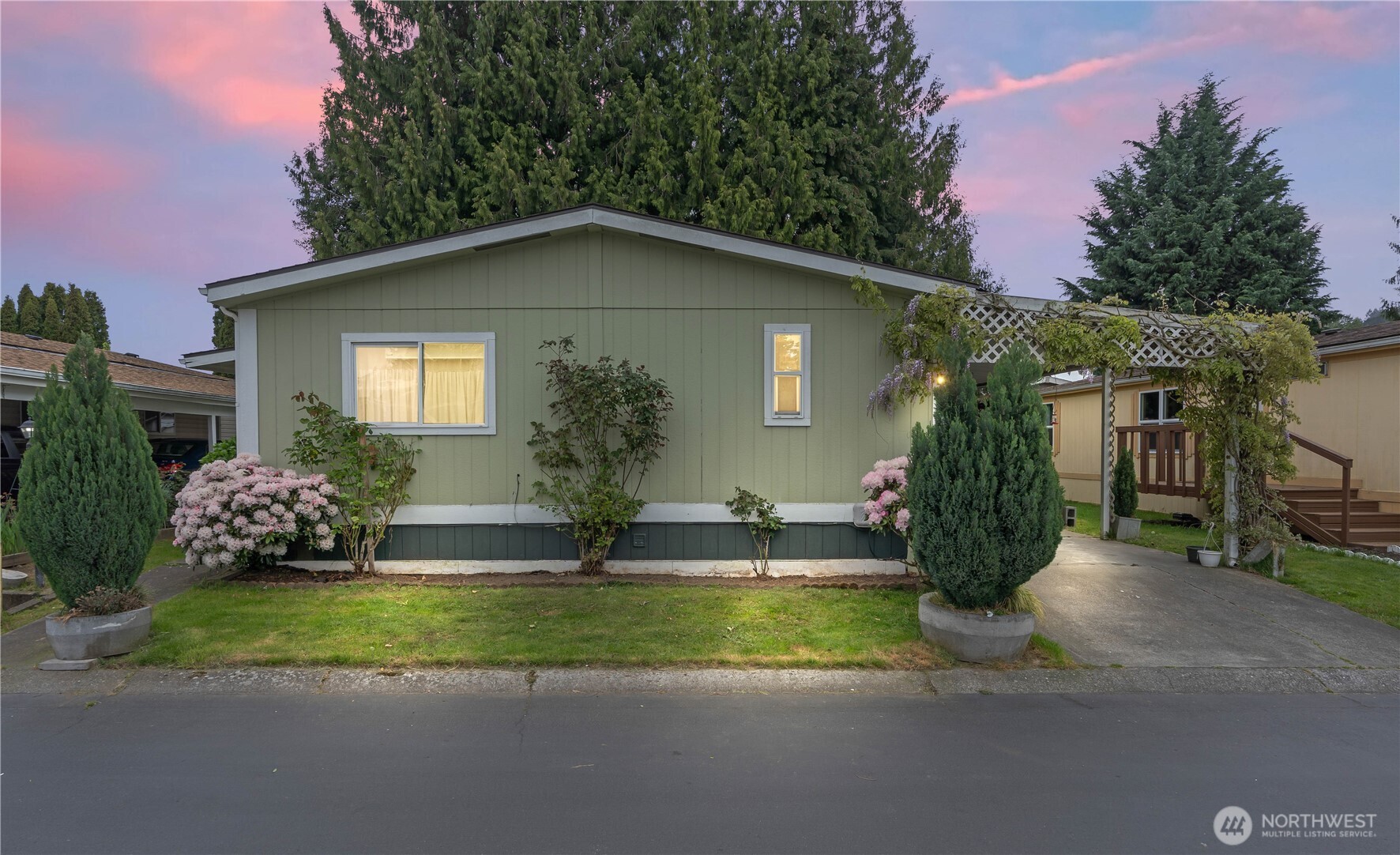 607 37th Street SE 92