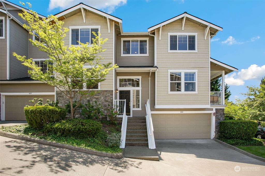 Photo of 1601 NE Katsura Street #804, Issaquah, WA 98029 (MLS # 2134540)