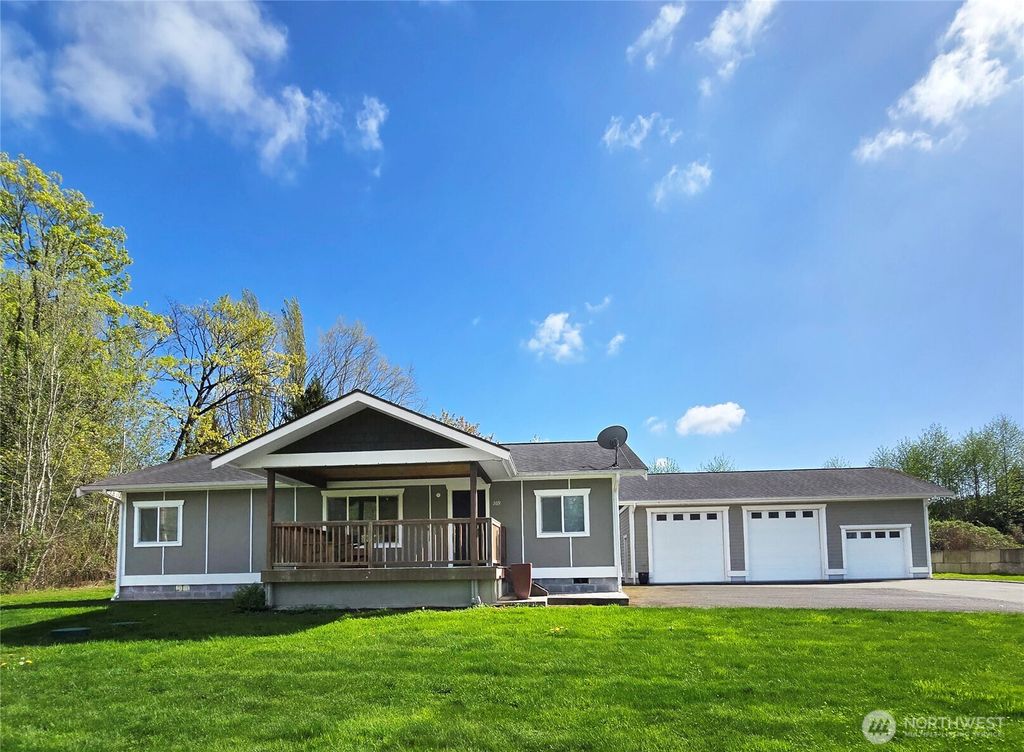 Photo of 269 E Laurel Rd, Bellingham, WA 98226 (MLS # 2510489)