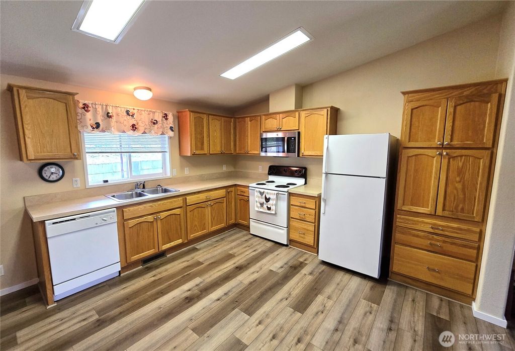 Photo of 269 E Laurel Rd, Bellingham, WA 98226 (MLS # 2510489)