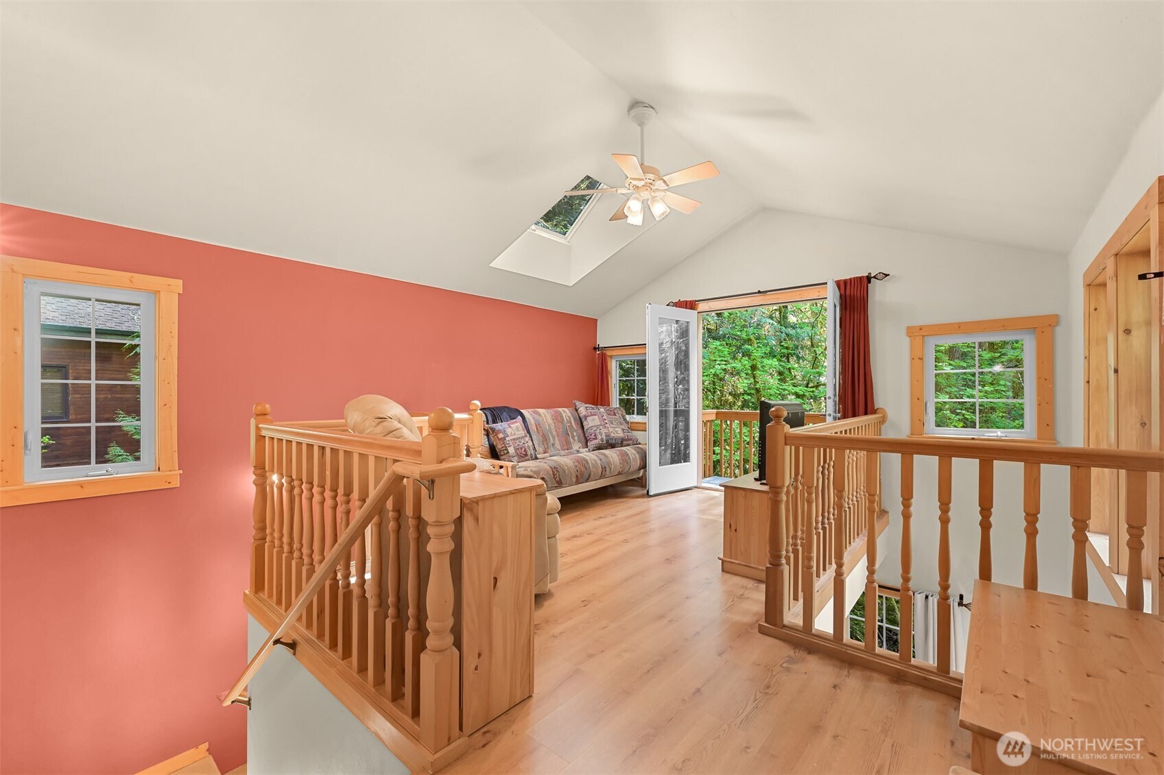 Deming, Washington 98244, United States, 2 Bedrooms Bedrooms, ,2 BathroomsBathrooms,Residential,Active,135779