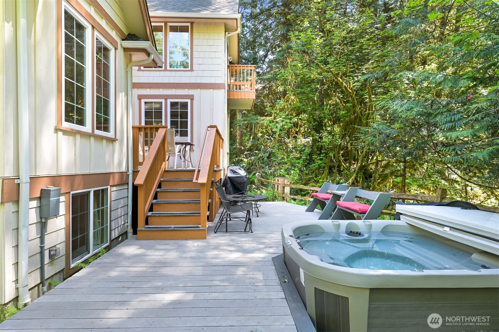 Deming, Washington 98244, United States, 2 Bedrooms Bedrooms, ,2 BathroomsBathrooms,Residential,Active,135779