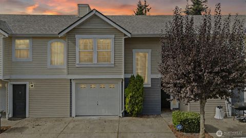 Photo of 5901 111th St Ct E Court E #10, Puyallup, WA 98373 (MLS # 2441057)