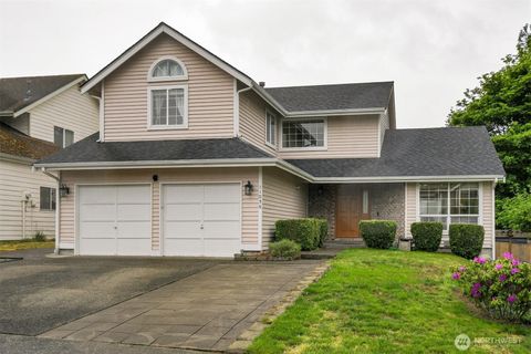 Photo of 11035 SE 271st Street, Kent, WA 98030 (MLS # 2548790)