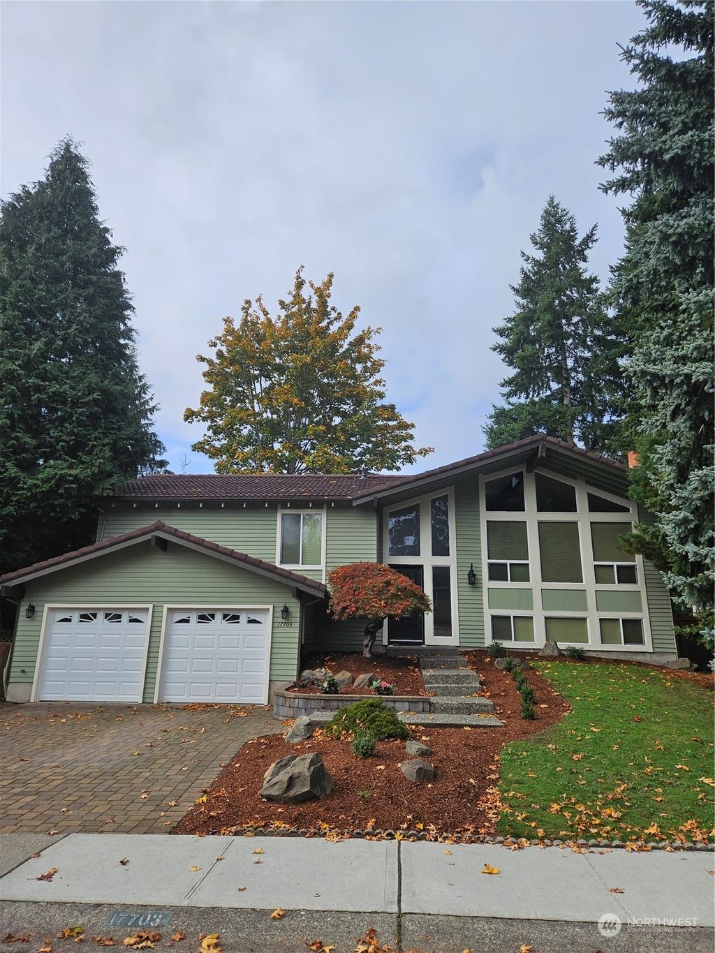 Photo of 17703 162 Avenue SE, Renton, WA 98058 (MLS # 2174135)