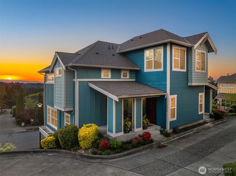Photo of 1936 17th Avenue NE, Issaquah, WA 98029 (MLS # 2507612)