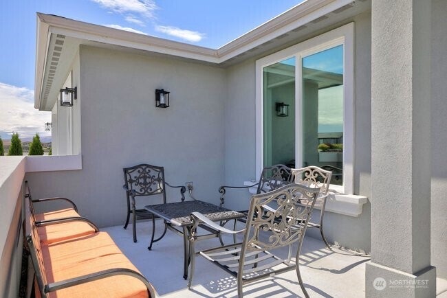 201 Clayton Place SW