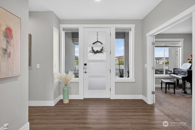 201 Clayton Place SW
