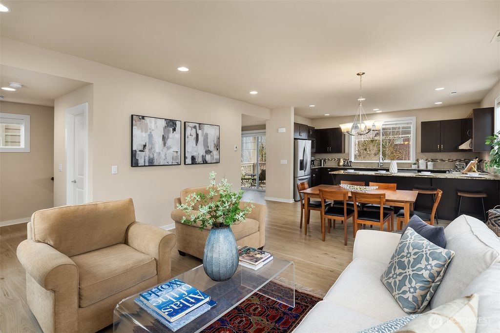 Photo of 849 3rd Avenue NE, Issaquah, WA 98029 (MLS # 2497837)