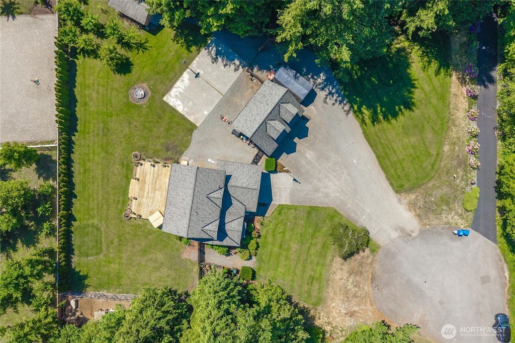 Photo of 15340 470th Place SE, North Bend, WA 98045 (MLS # 2533349)