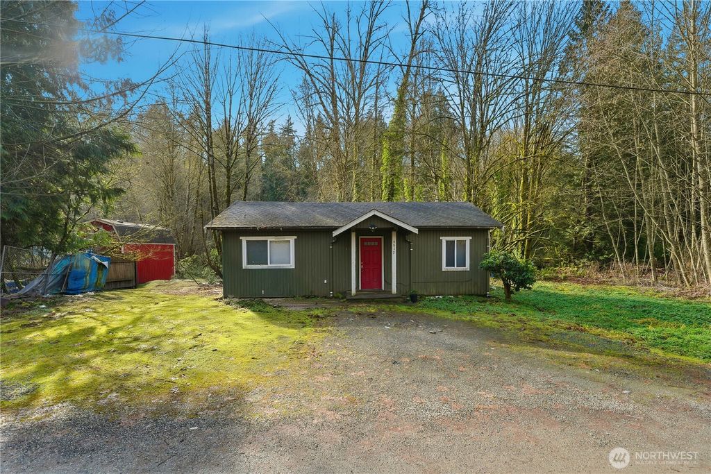 Photo of 4617 125th Avenue SE, Bellevue, WA 98006 (MLS # 2480882)