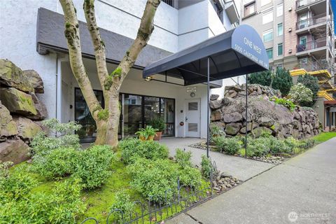 Photo of 5000 California Avenue SW #406, Seattle, WA 98136 (MLS # 2488295)