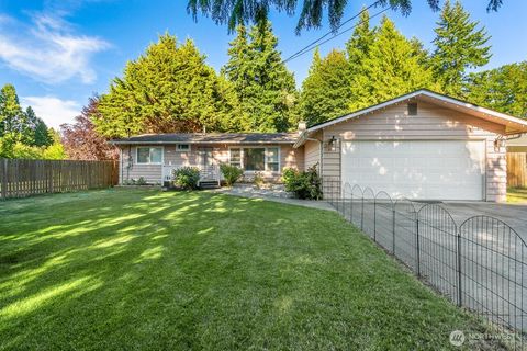 Photo of 4252 Northwest Dr, Bellingham, WA 98226 (MLS # 2418134)
