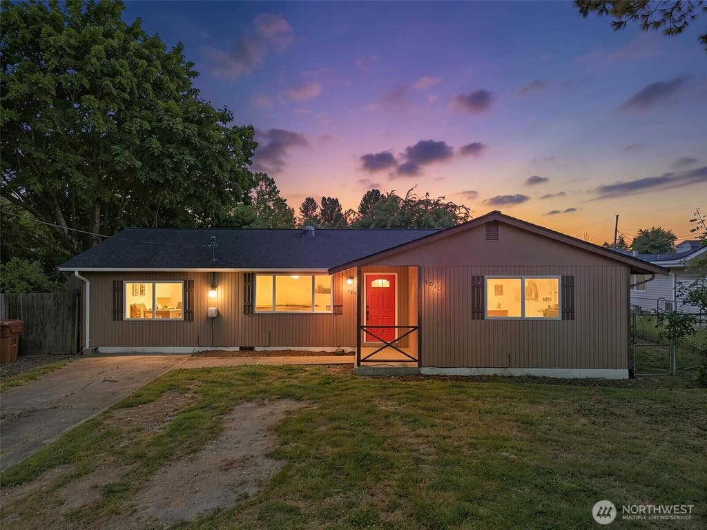 Photo of 1010 S 88th Street, Tacoma, WA 98444 (MLS # 2542622)