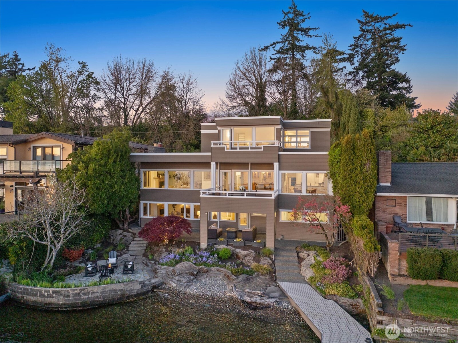 175 Lake Avenue W