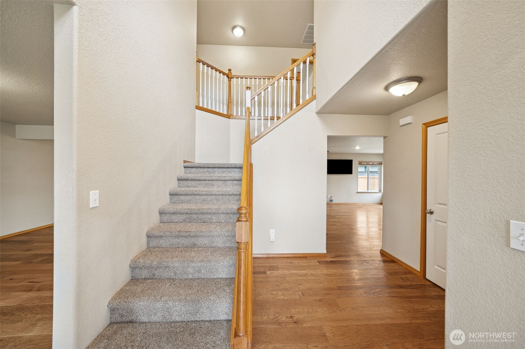 2951 Campus Prairie Loop NE