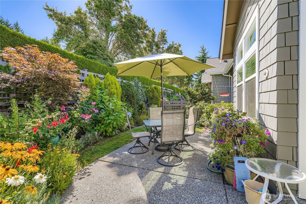 Photo of 6443 112th Avenue SE, Newcastle, WA 98056 (MLS # 2415367)