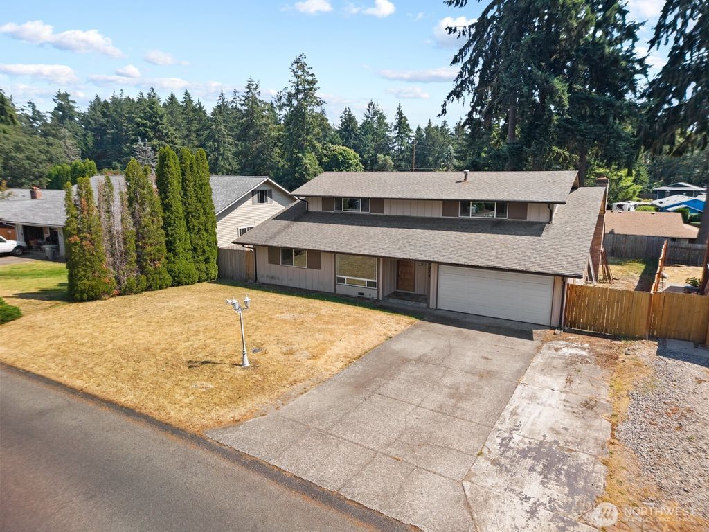 Photo of 9824 Onyx Drive SW, Lakewood, WA 98498 (MLS # 2554443)