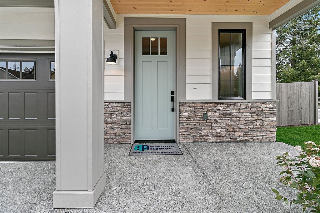 Photo of 25706 157th Place SE, Covington, WA 98042 (MLS # 2321698)