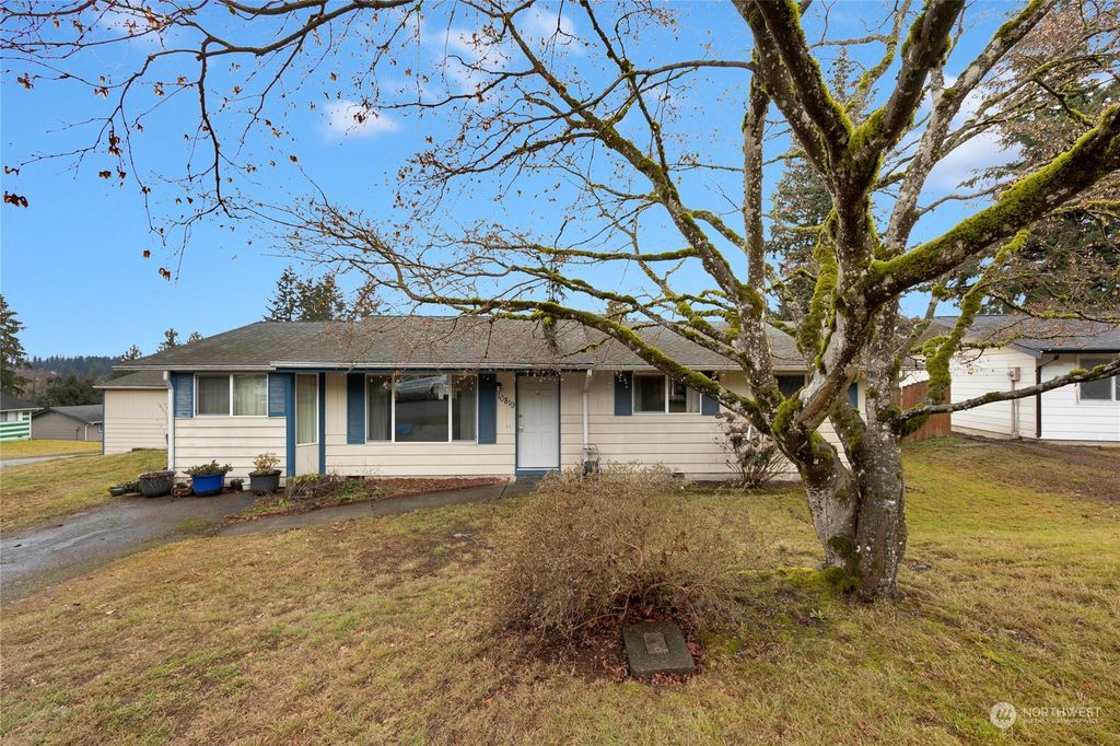 Photo of 10819 21st Place SE, Lake Stevens, WA 98258 (MLS # 2030468)