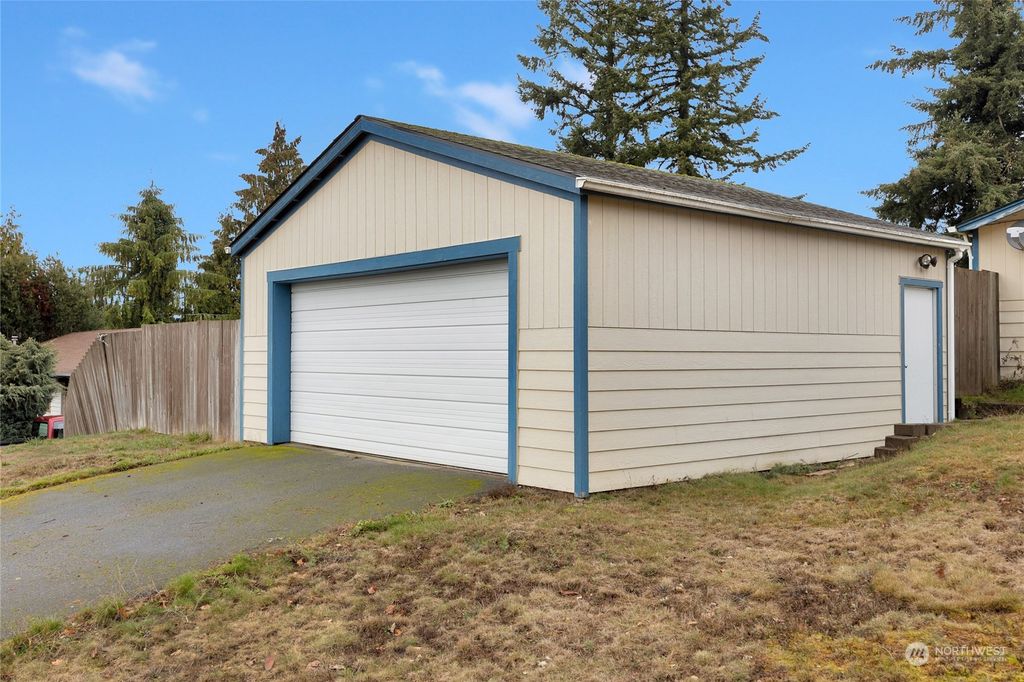 Photo of 10819 21st Place SE, Lake Stevens, WA 98258 (MLS # 2030468)