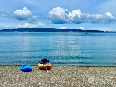 A home in Camano Island