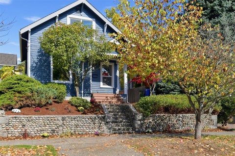 Photo of 852 NW 62nd Street, Seattle, WA 98107 (MLS # 2595528)
