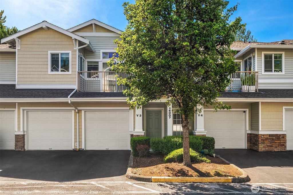 Photo of 14007 69th Drive SE #Y3, Snohomish, WA 98296 (MLS # 2401937)