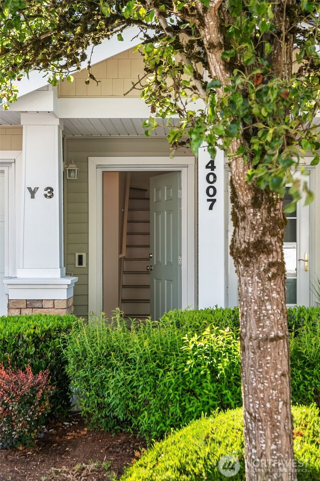 Photo of 14007 69th Drive SE #Y3, Snohomish, WA 98296 (MLS # 2401937)