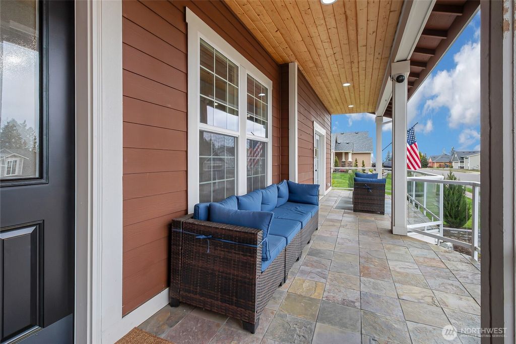 Photo of 889 Lund Street, Buckley, WA 98321 (MLS # 2480920)