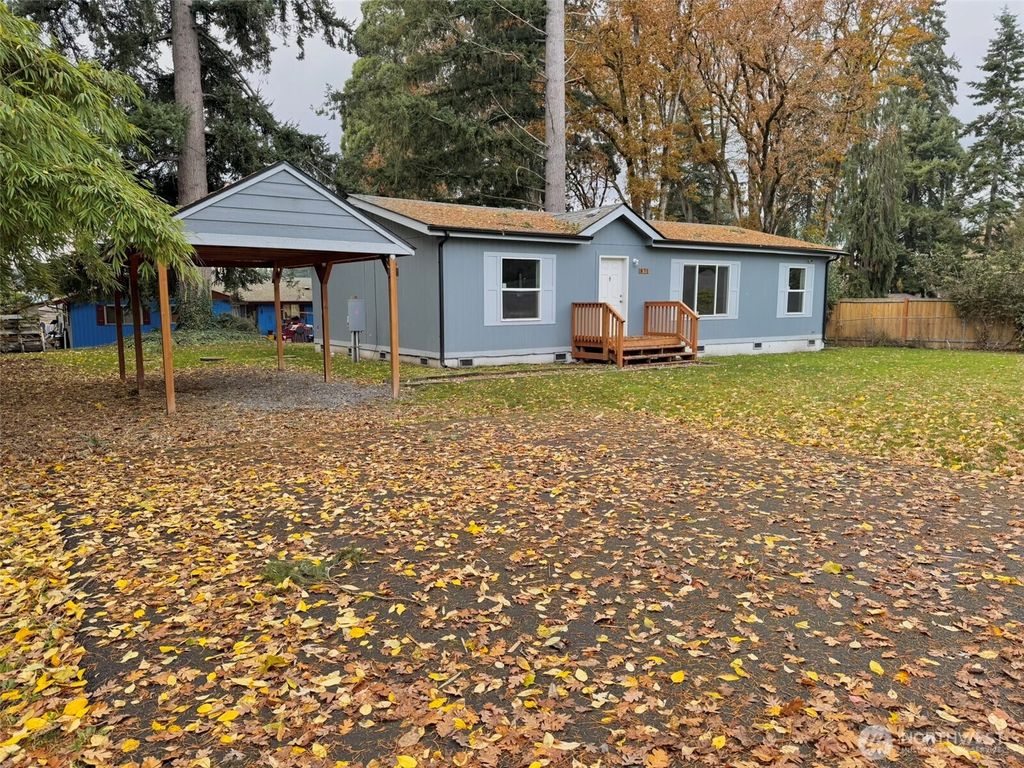 Photo of 871 Spruce Street SE, Olympia, WA 98513 (MLS # 2458270)