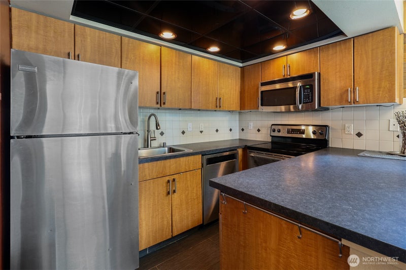 905 Cherry Street 102
