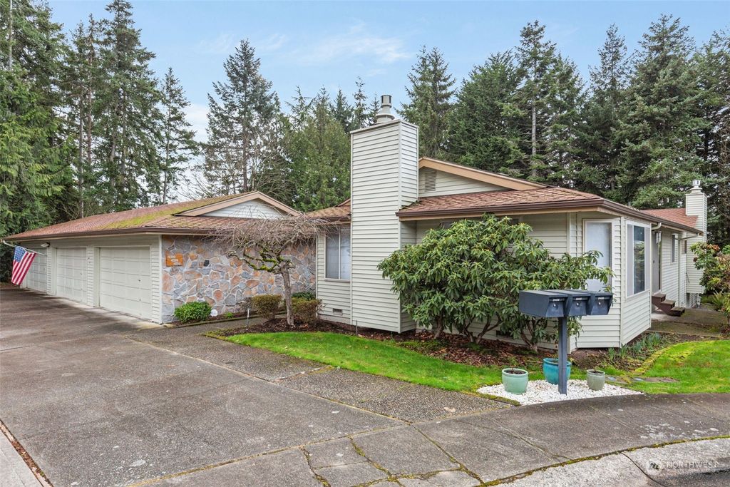 Photo of 24437 11th Avenue S, Des Moines, WA 98198 (MLS # 2197722)