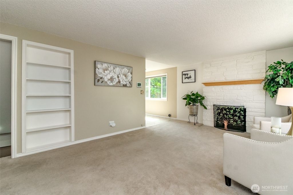 Photo of 9514 S 218th Street, Kent, WA 98031 (MLS # 2420615)