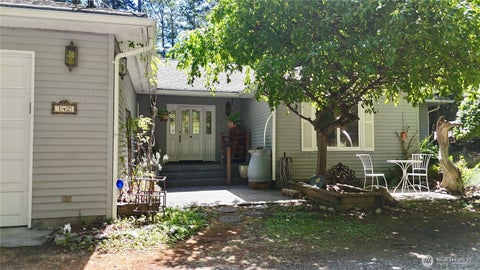 Photo of 142 Vista Way, Friday Harbor, WA 98250 (MLS # 2563805)