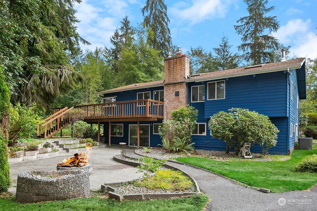 Photo of 14222 235th Street SE, Snohomish, WA 98296 (MLS # 2041026)