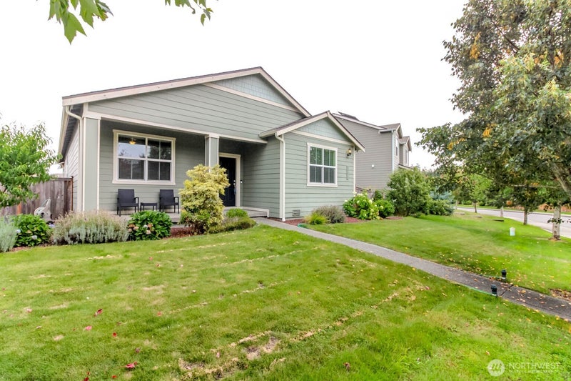 1909 195th Street Ct E