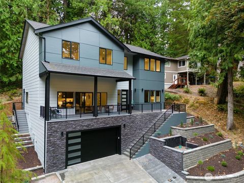 Photo of 43 Rocky Ridge Drive, Bellingham, WA 98229 (MLS # 2436678)
