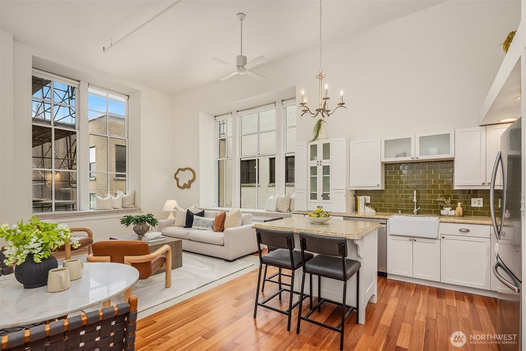 Photo of 201 Galer Street #305, Seattle, WA 98109 (MLS # 2482053)